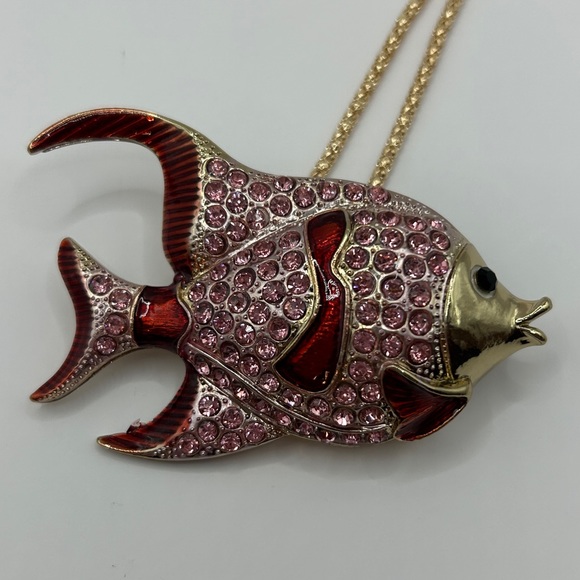 Betsey Johnson Pink and Red Fish Brooch/Pendant Necklace - Picture 3 of 5